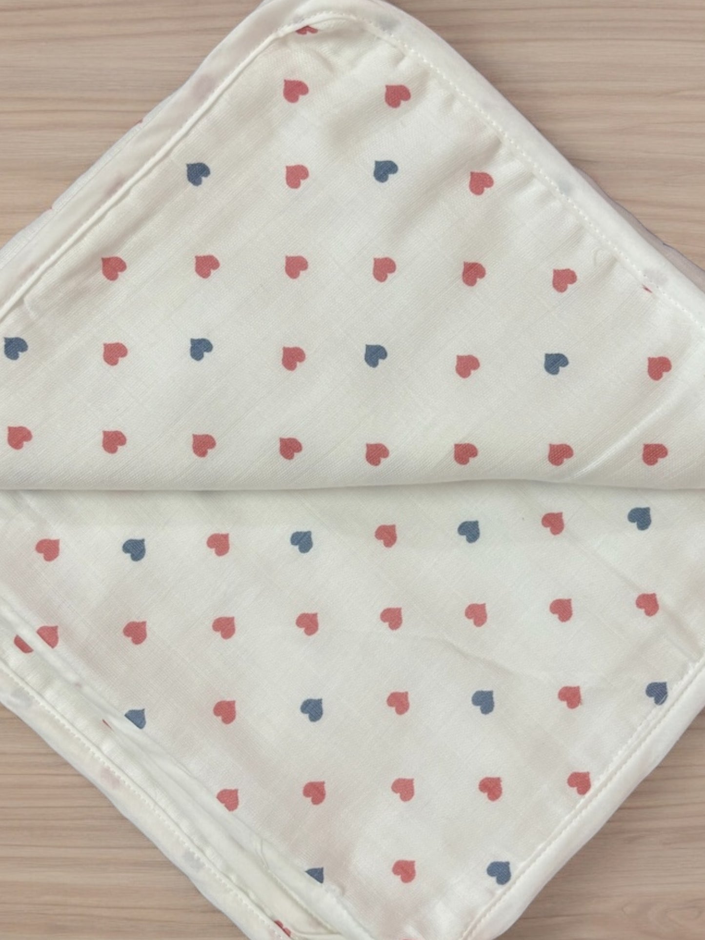 Muslin Blanket Heart print